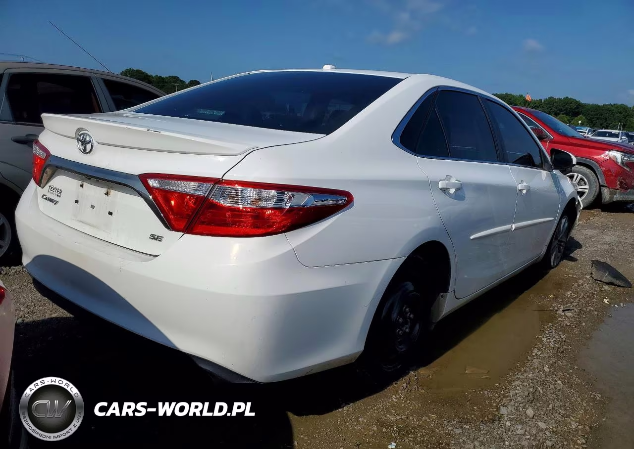 2016 Toyota Camry Se VIN:4T1BF1FK0GU153370 - 3