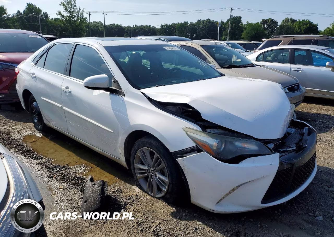 2016 Toyota Camry Se VIN:4T1BF1FK0GU153370 - 4