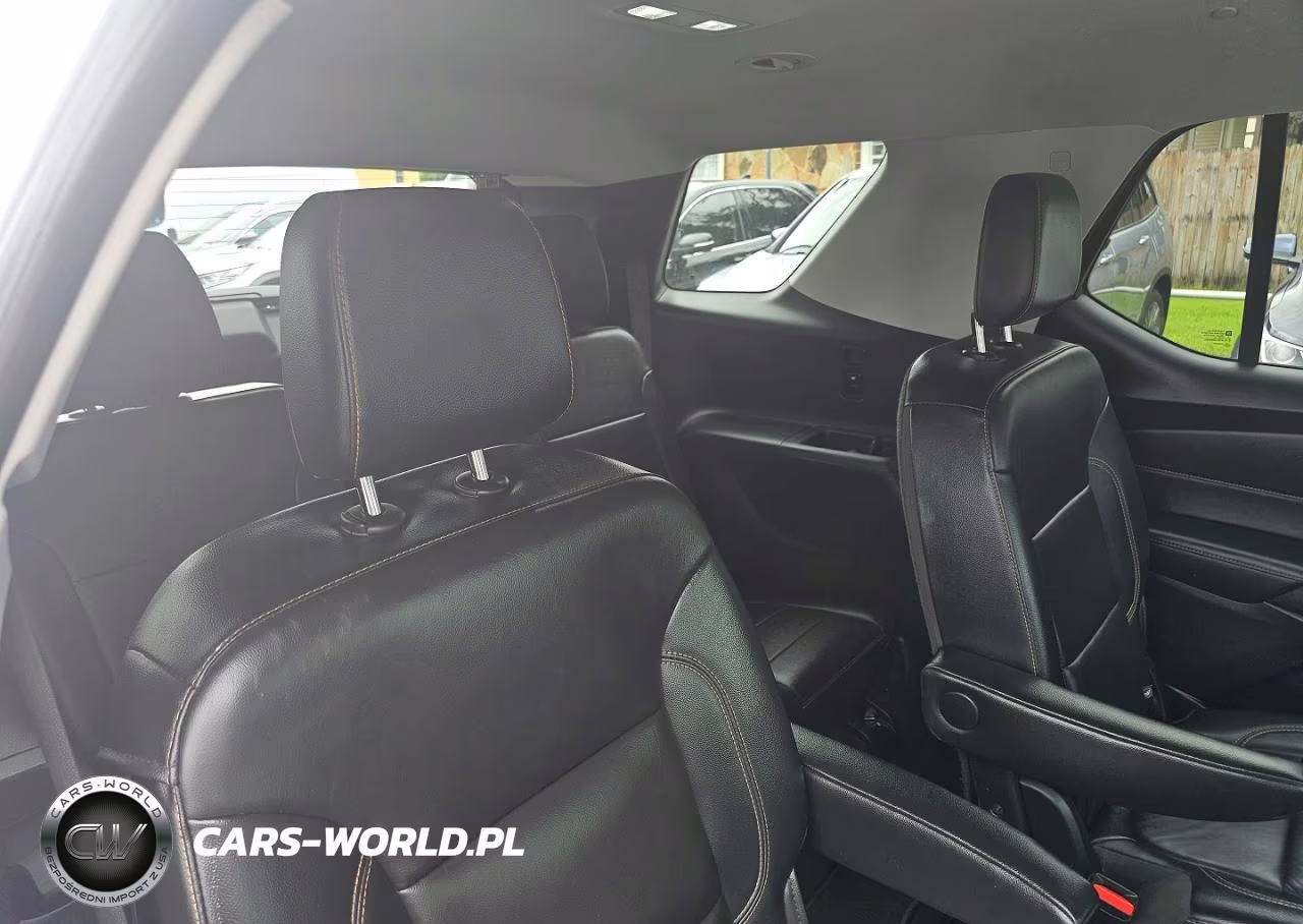 2018 Chevrolet Traverse Lt VIN:1GNERHKW4JJ159649 - 11