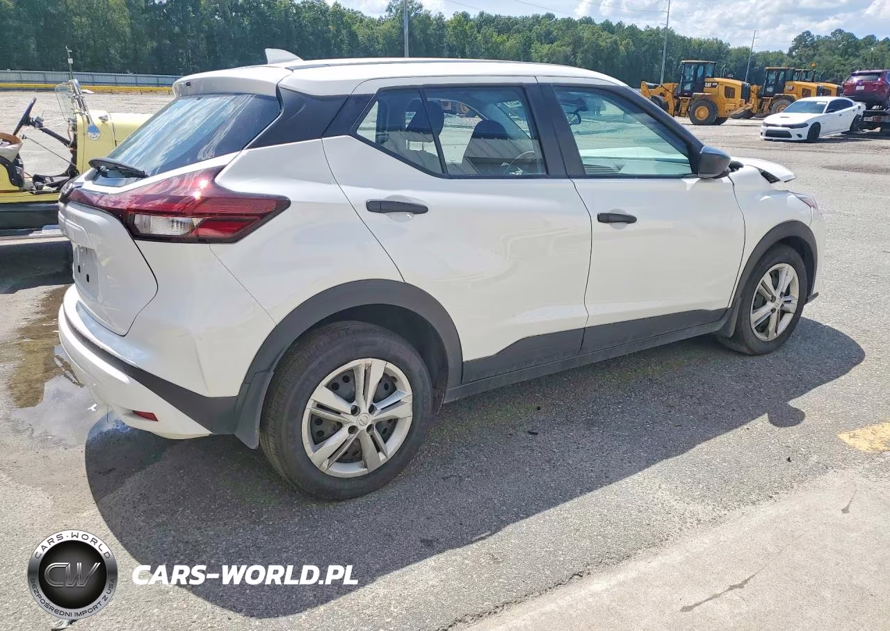 2025 Nissan Kicks Play S VIN:3N1CP5BV0SL498966 - 3