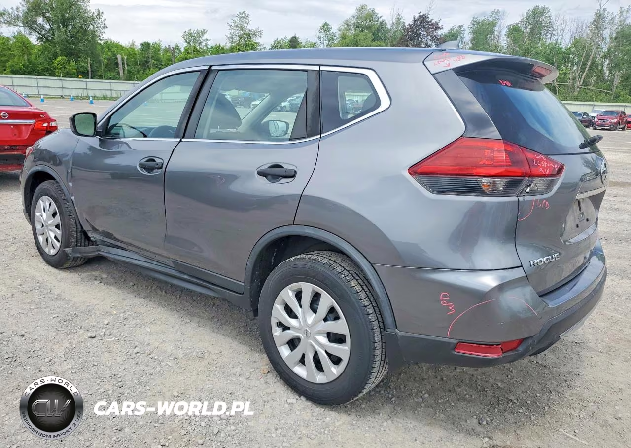 2018 Nissan Rogue S VIN:KNMAT2MV4JP568032 - 2