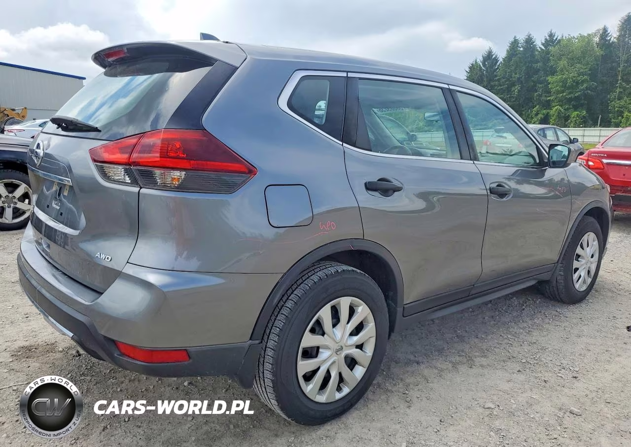 2018 Nissan Rogue S VIN:KNMAT2MV4JP568032 - 3