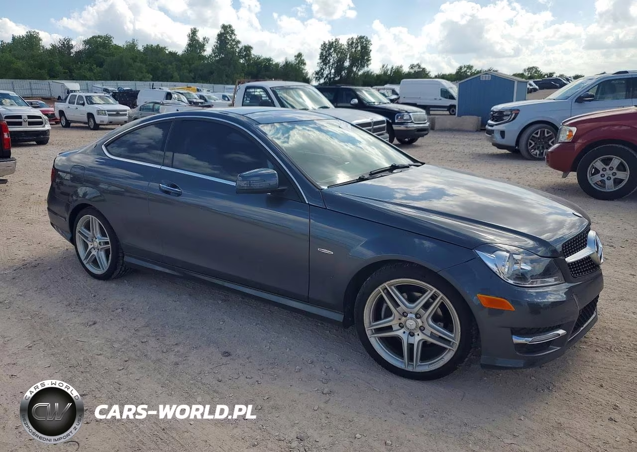2013 Mercedes-Benz C 250 VIN:WDDGJ4HB1DF985054 - 4
