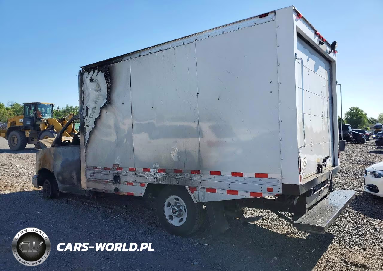 2019 GMC Savana Refrigerated Box Truck VIN:1GD07RFP6K1270699 - 2