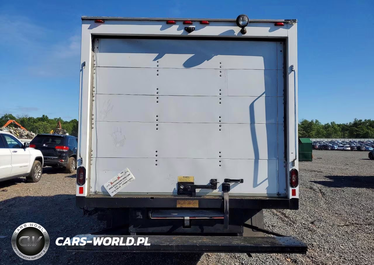 2019 GMC Savana Refrigerated Box Truck VIN:1GD07RFP6K1270699 - 6