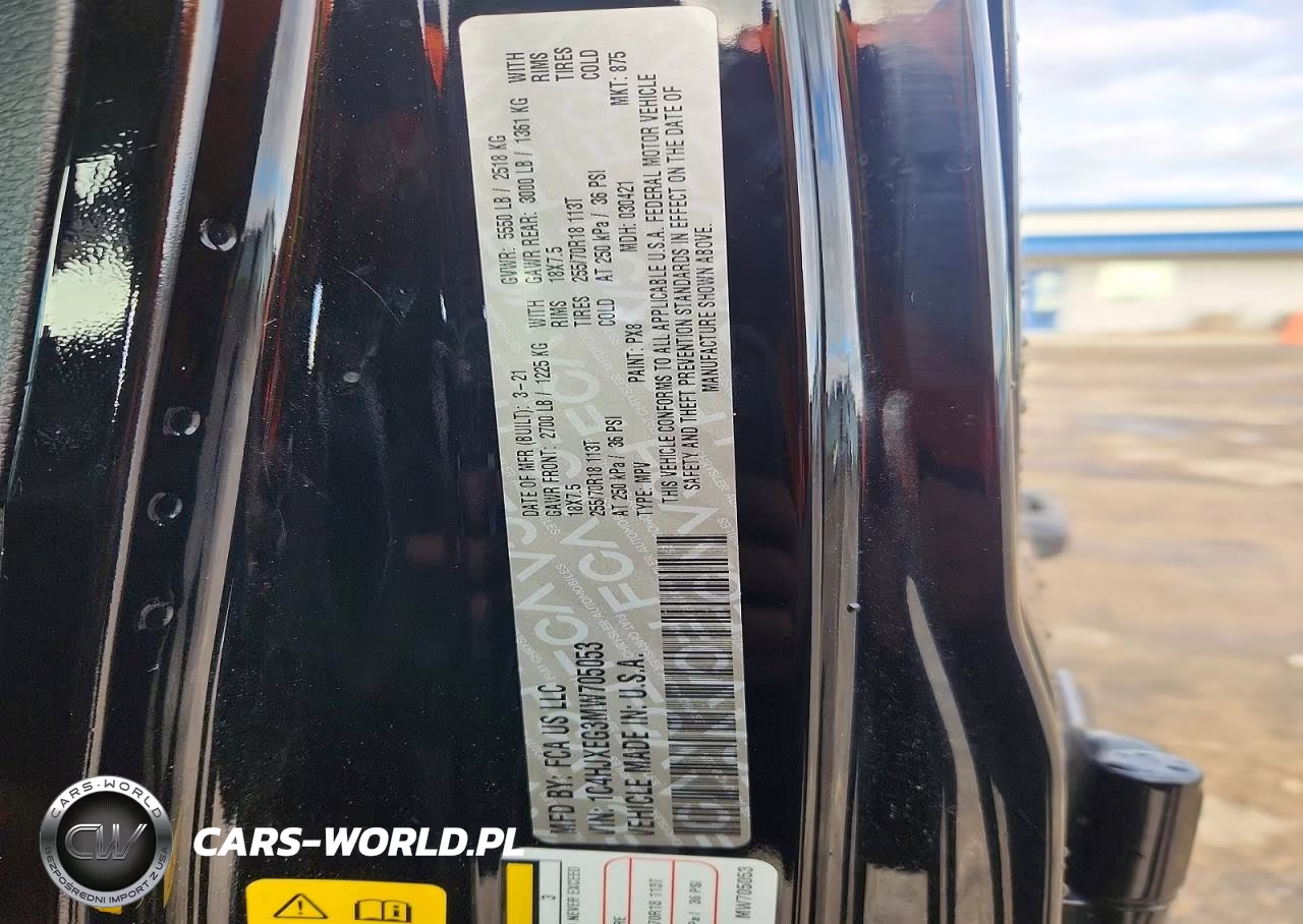 2021 Jeep Wrangler Unlimited Sahara VIN:1C4HJXEG3MW705053 - 13