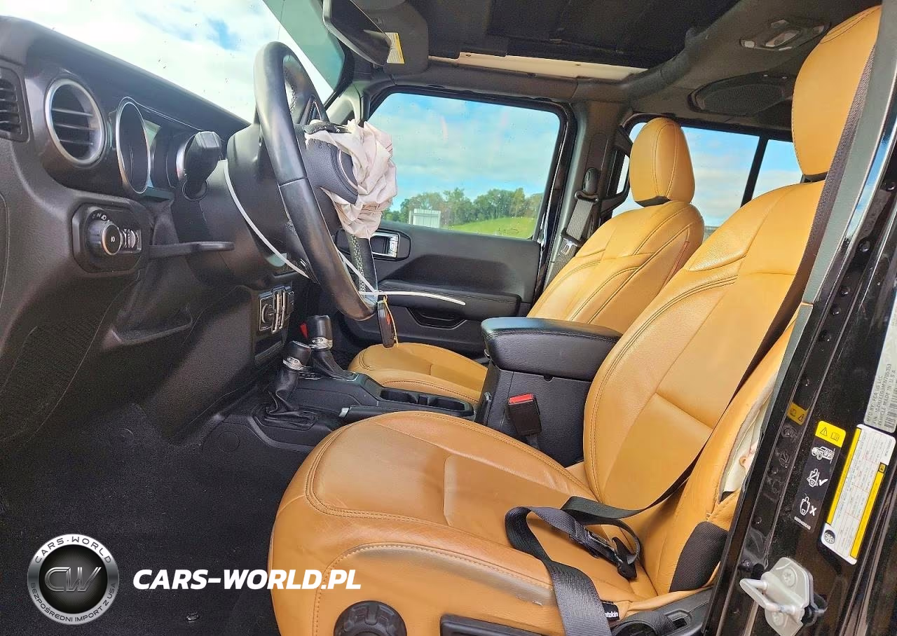 2021 Jeep Wrangler Unlimited Sahara VIN:1C4HJXEG3MW705053 - 7