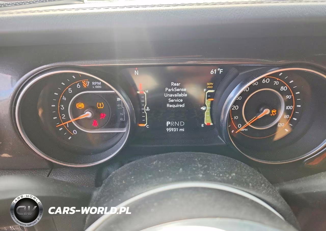 2021 Jeep Wrangler Unlimited Sahara VIN:1C4HJXEG3MW705053 - 9