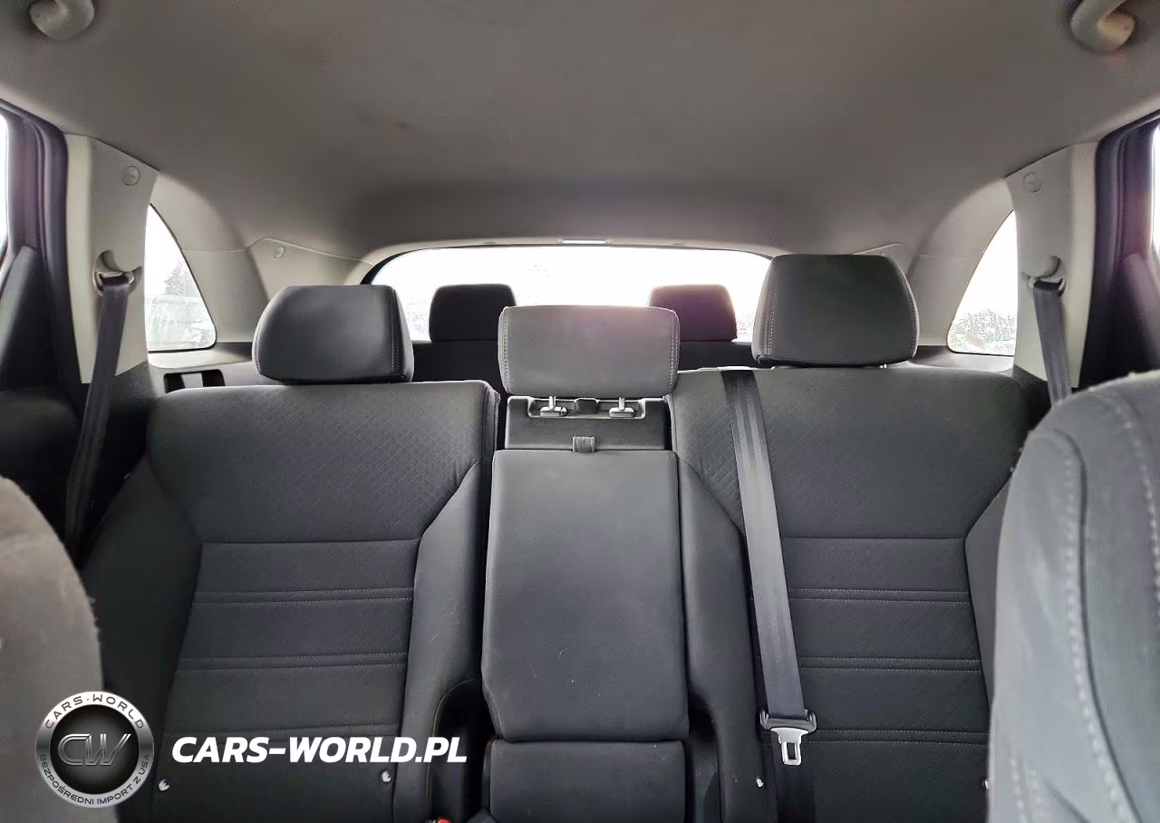 2016 Kia Sorento Lx V6 VIN:5XYPGDA50GG135379 - 10