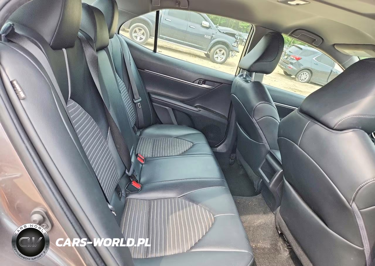 2022 Toyota Camry VIN:4T1G11AK0NU717186 - 10