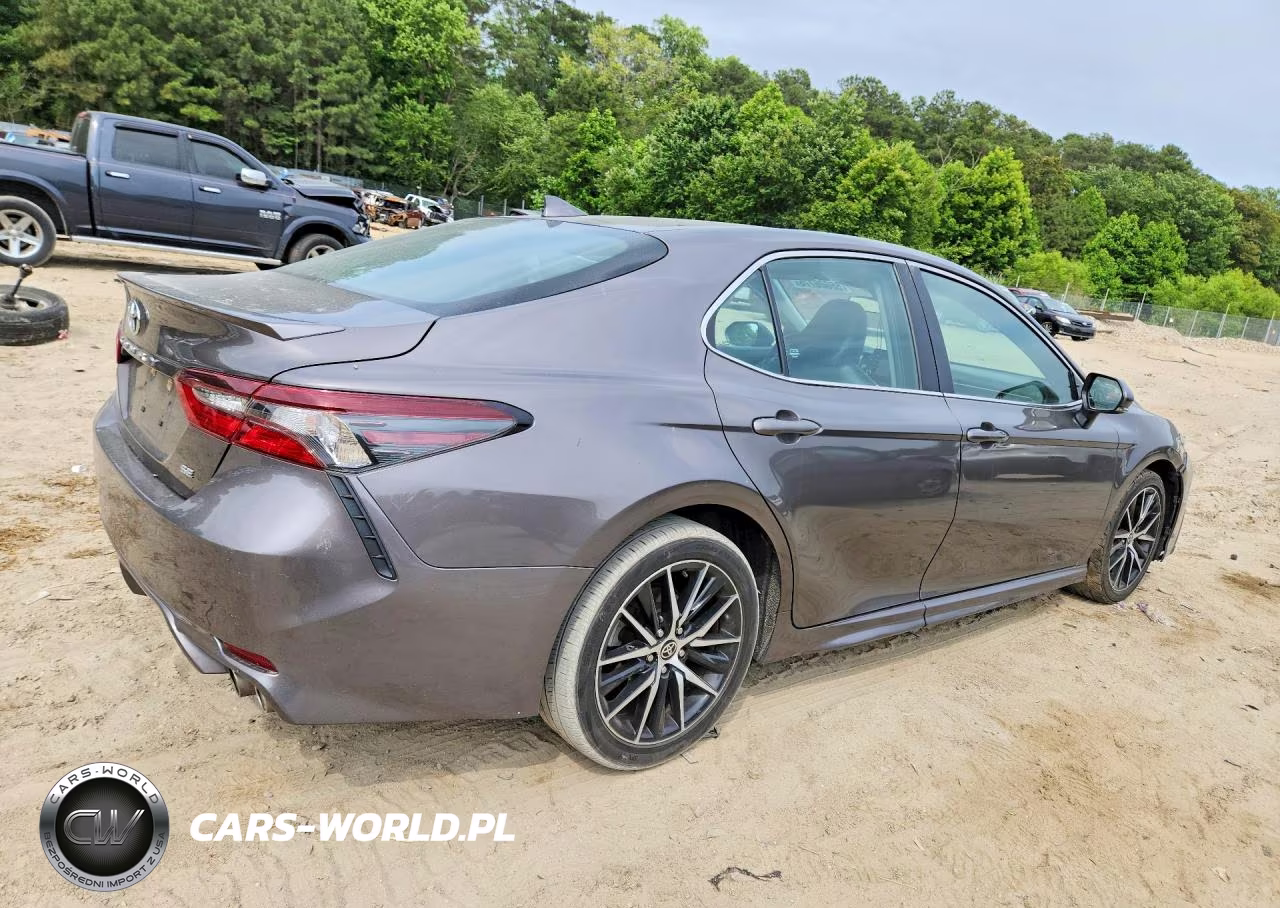 2022 Toyota Camry VIN:4T1G11AK0NU717186 - 3