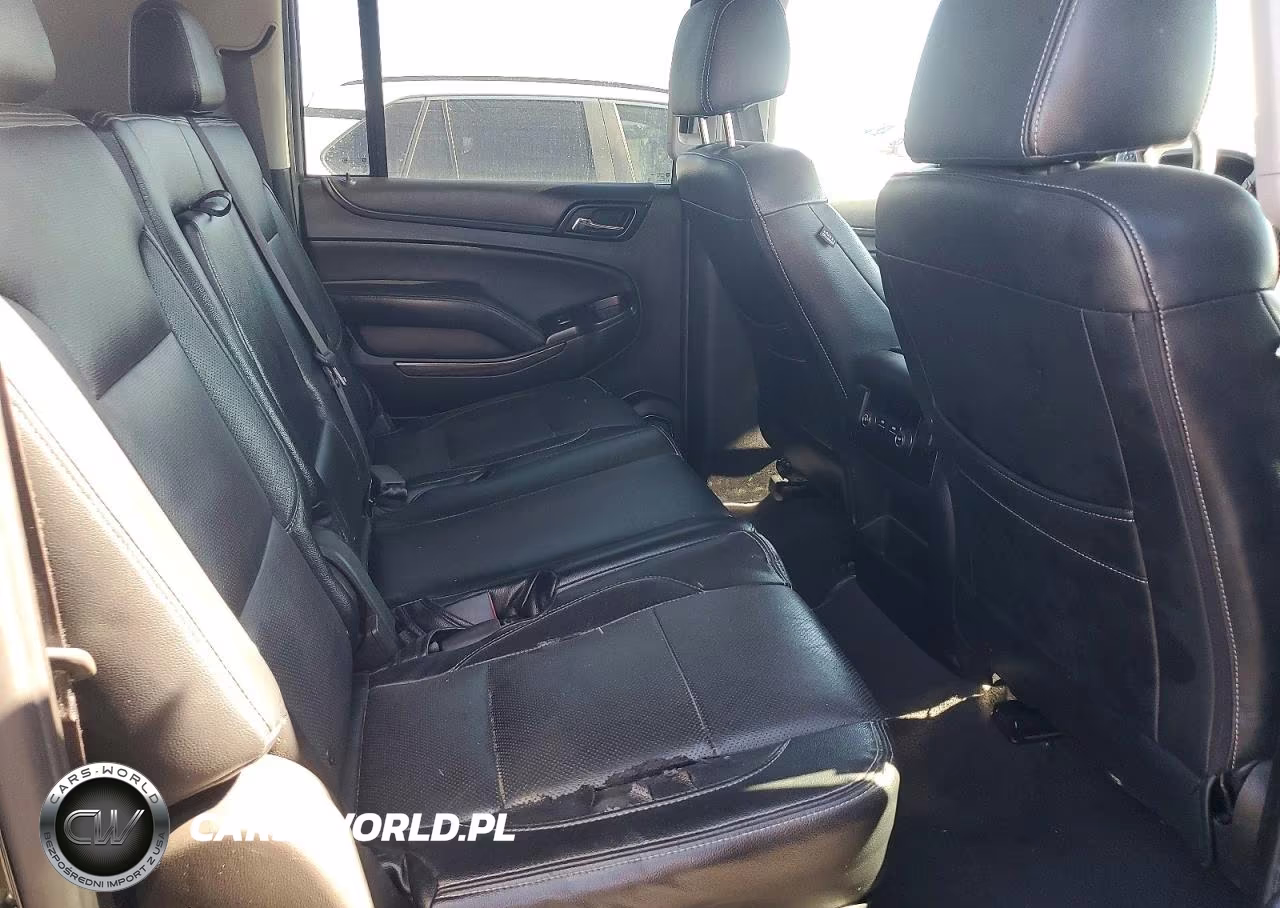 2019 Chevrolet Suburban C1500 Ls VIN:1GNSCGKC0KR348676 - 10