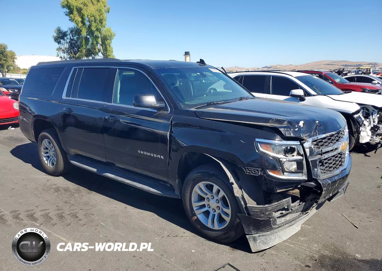 2019 Chevrolet Suburban C1500 Ls VIN:1GNSCGKC0KR348676 - 4