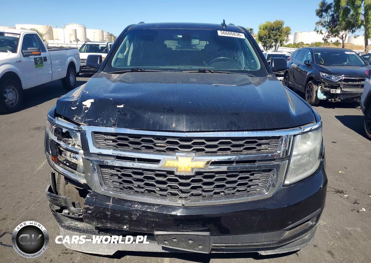 2019 Chevrolet Suburban C1500 Ls VIN:1GNSCGKC0KR348676 - 5