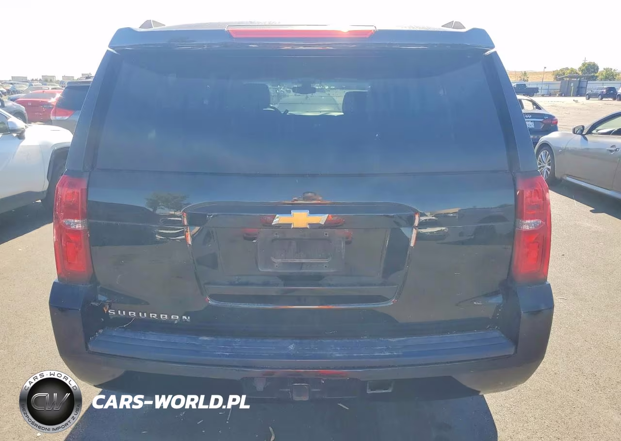 2019 Chevrolet Suburban C1500 Ls VIN:1GNSCGKC0KR348676 - 6