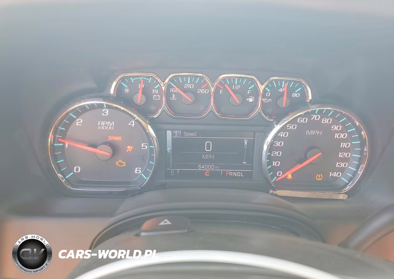 2019 Chevrolet Suburban C1500 Ls VIN:1GNSCGKC0KR348676 - 9