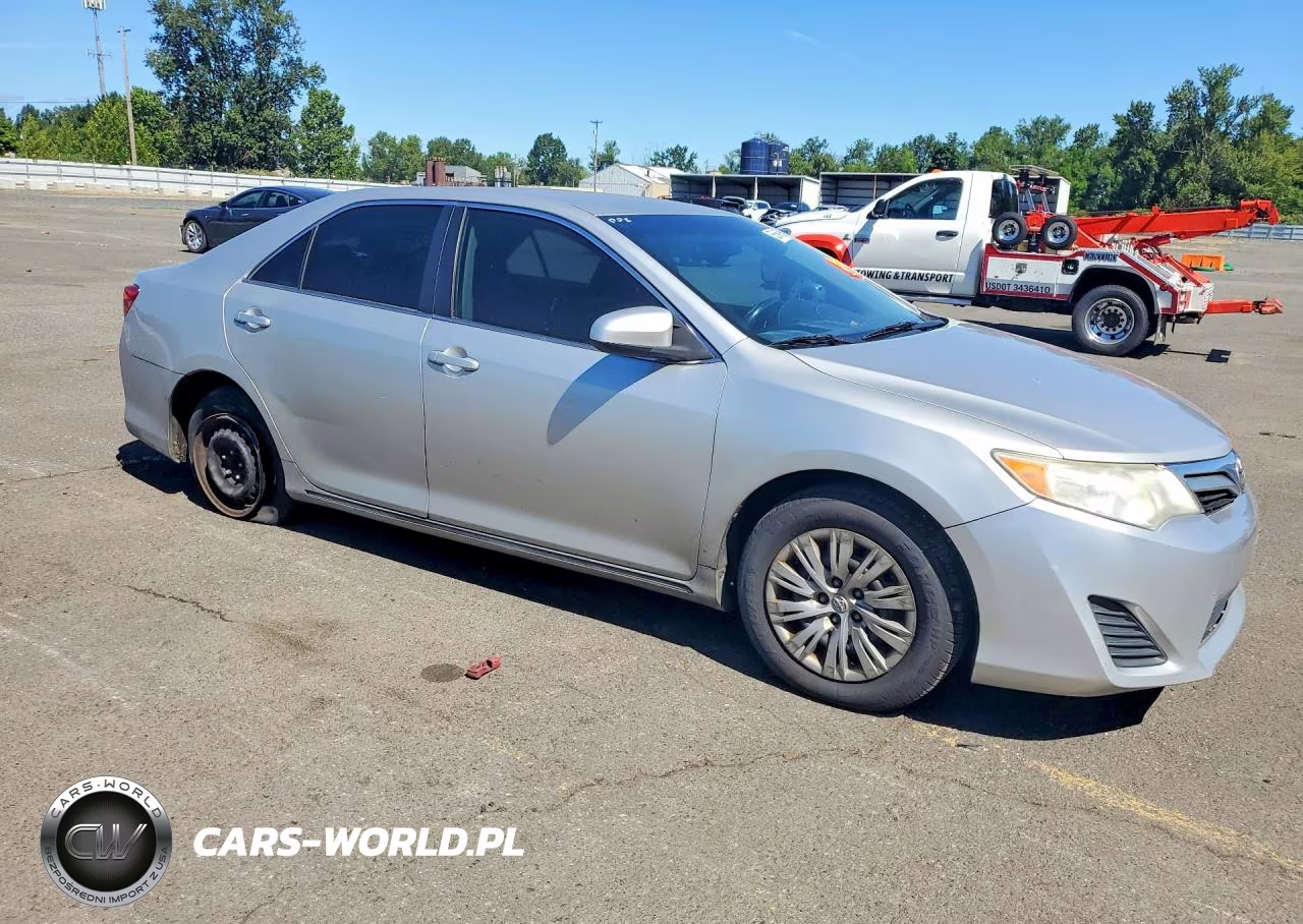 2013 Toyota Camry Le VIN:4T1BF1FK6DU271547 - 4