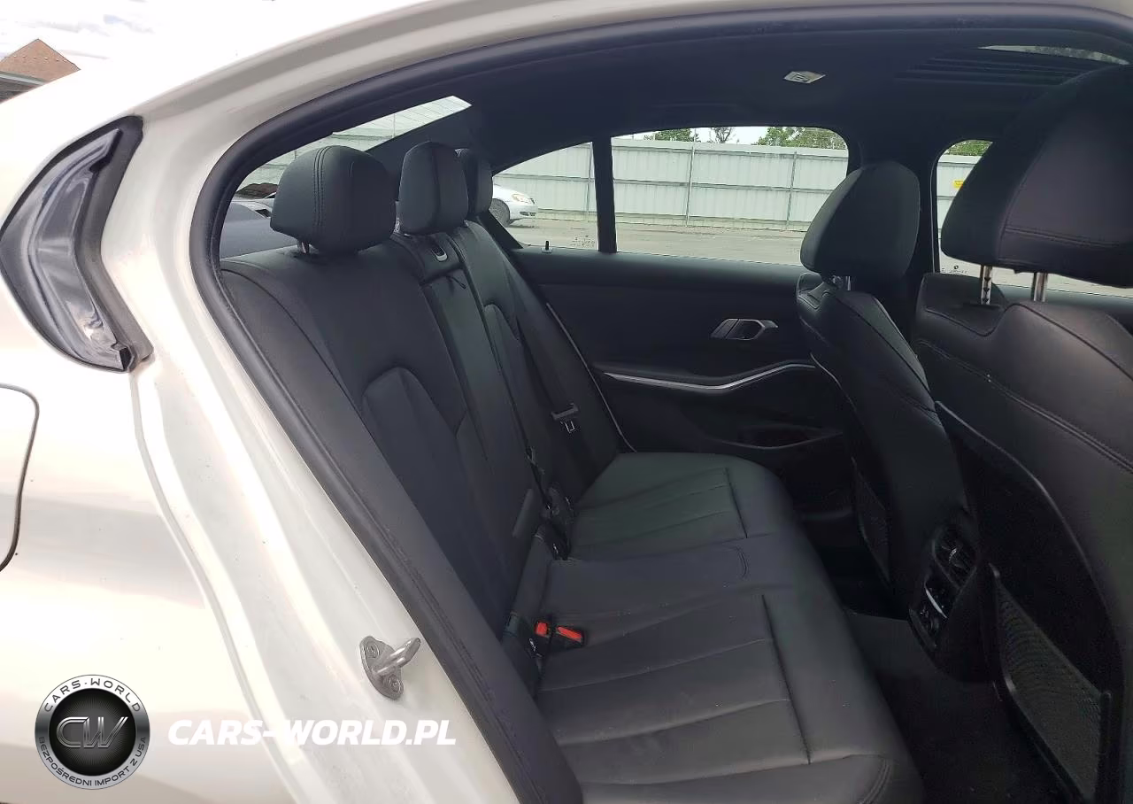 2020 BMW 330Xi VIN:3MW5R7J05L8B22847 - 10