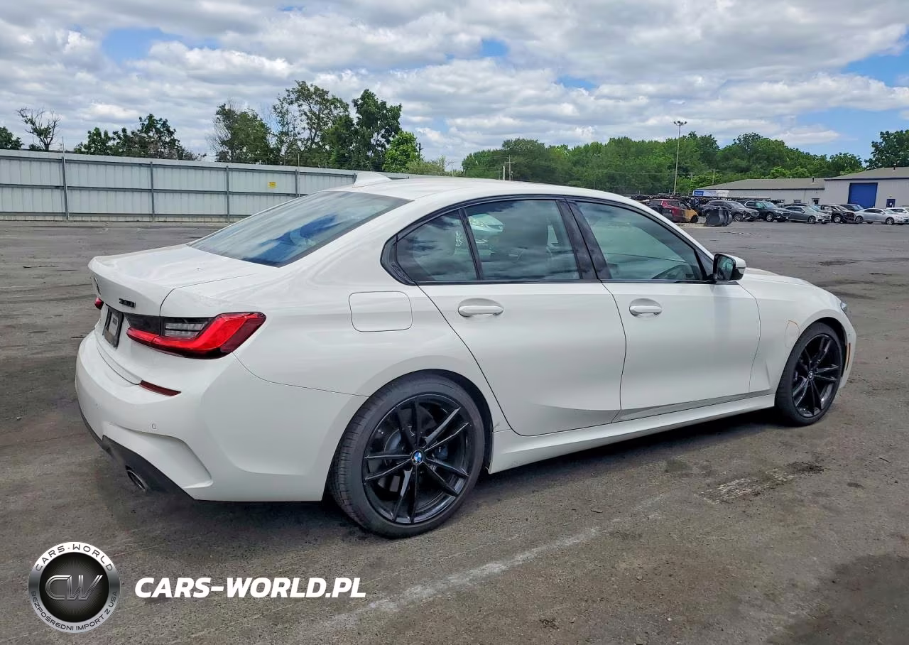 2020 BMW 330Xi VIN:3MW5R7J05L8B22847 - 3