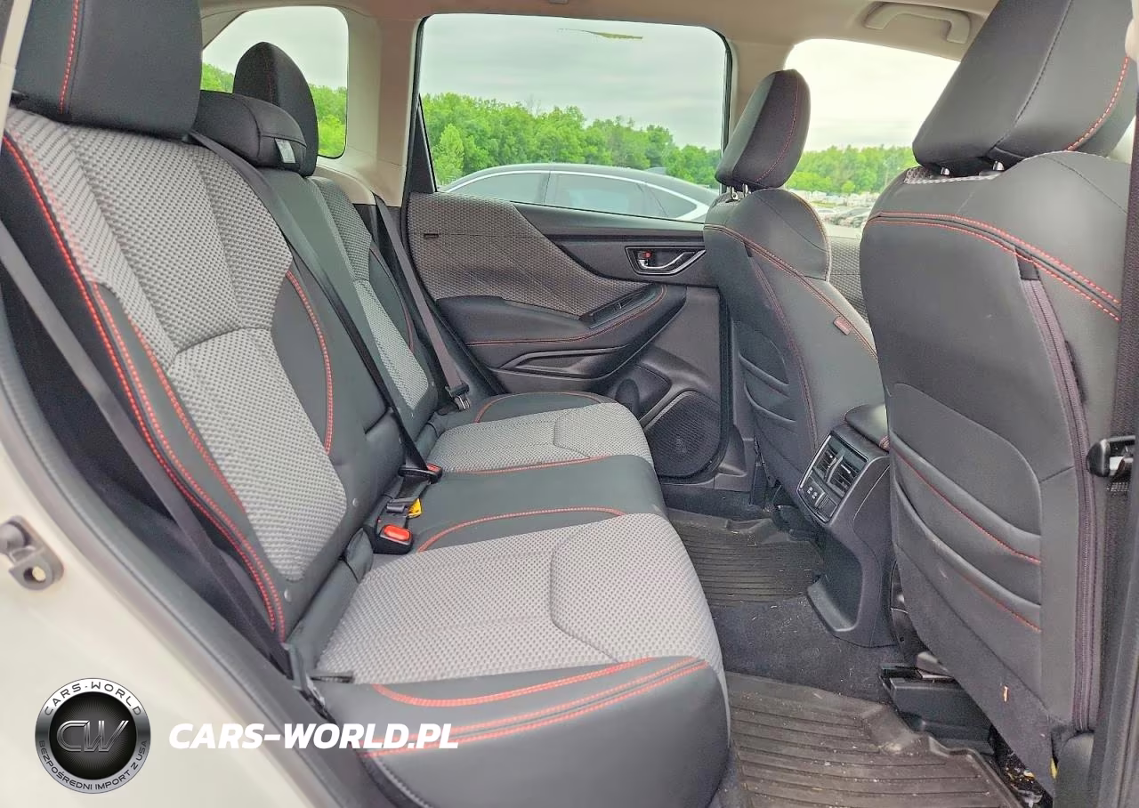 2023 Subaru Forester Sport VIN:JF2SKAJC8PH506531 - 11