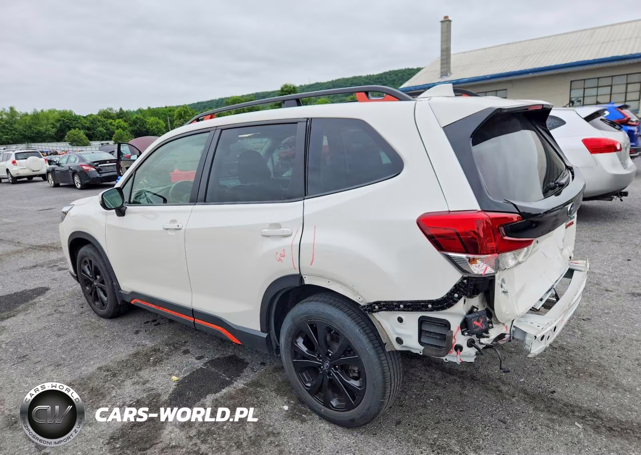 2023 Subaru Forester Sport VIN:JF2SKAJC8PH506531 - 2