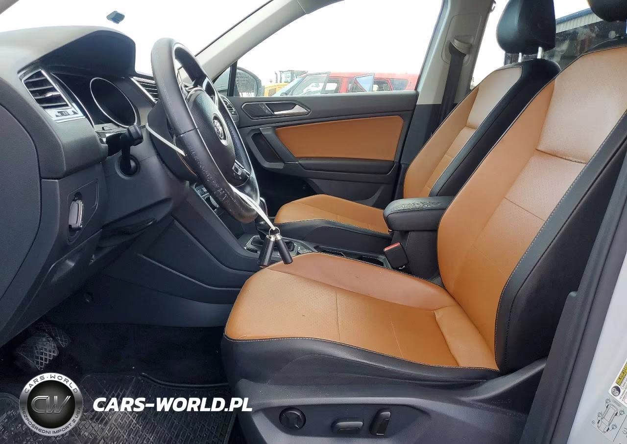 2018 Volkswagen Tiguan Se VIN:3VV2B7AX3JM220000 - 7