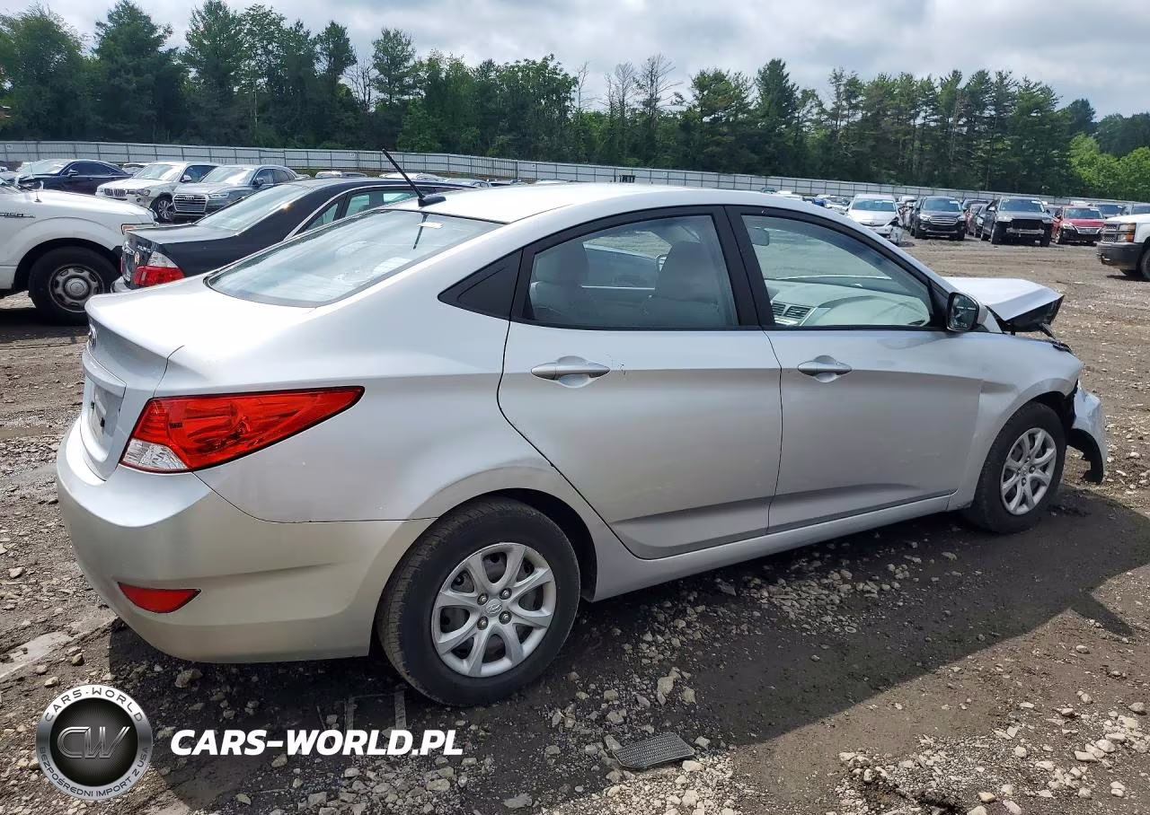 2012 Hyundai Accent Gls VIN:KMHCT4AE6CU193916 - 3