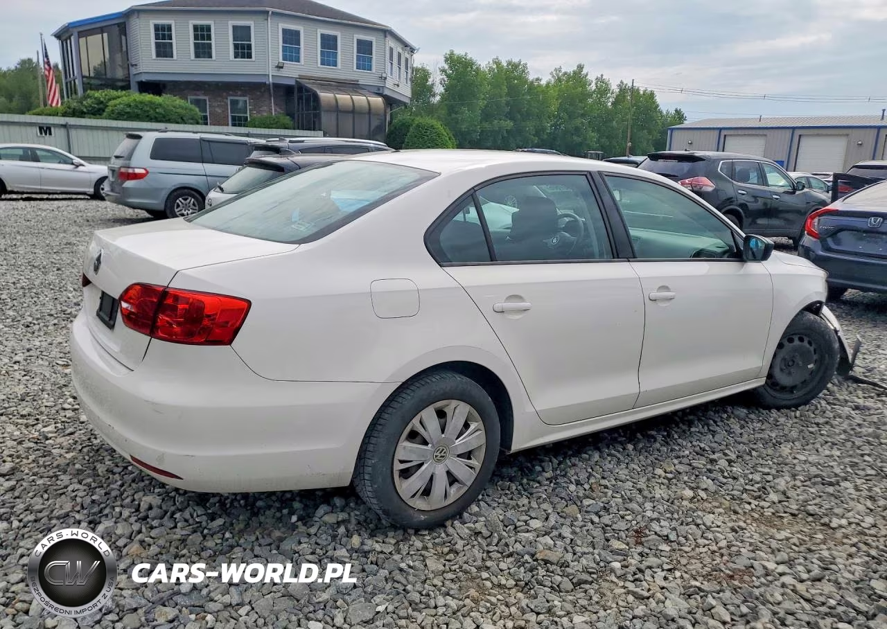 2013 Volkswagen Jetta Base VIN:3VW2K7AJ6DM361901 - 3