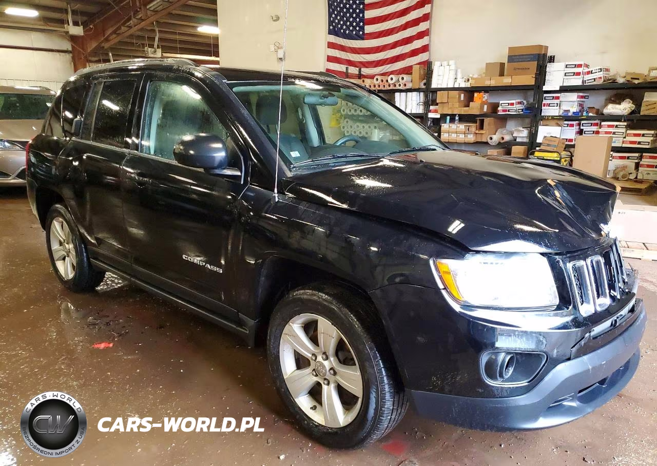 2012 Jeep Compass Sport VIN:1C4NJCBA8CD528750 - 4