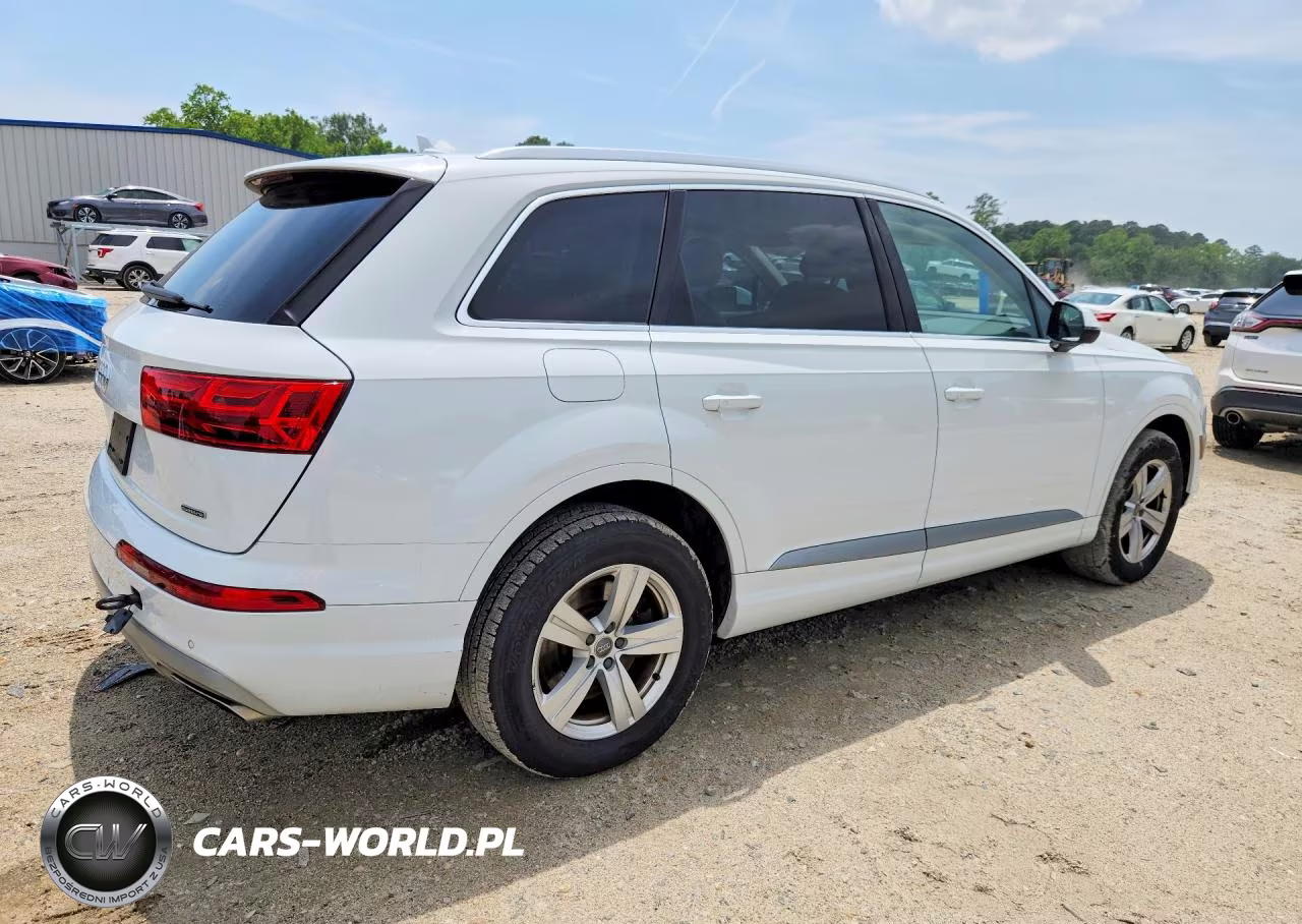 2018 Audi Q7 Premium VIN:WA1AHAF74JD009845 - 3