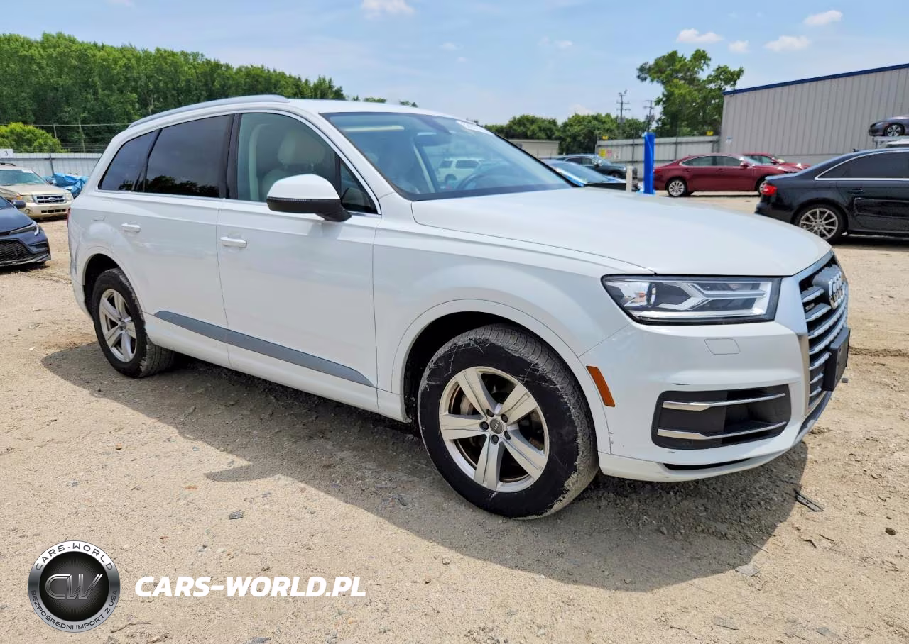 2018 Audi Q7 Premium VIN:WA1AHAF74JD009845 - 4