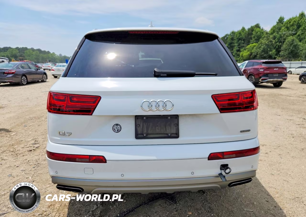 2018 Audi Q7 Premium VIN:WA1AHAF74JD009845 - 6