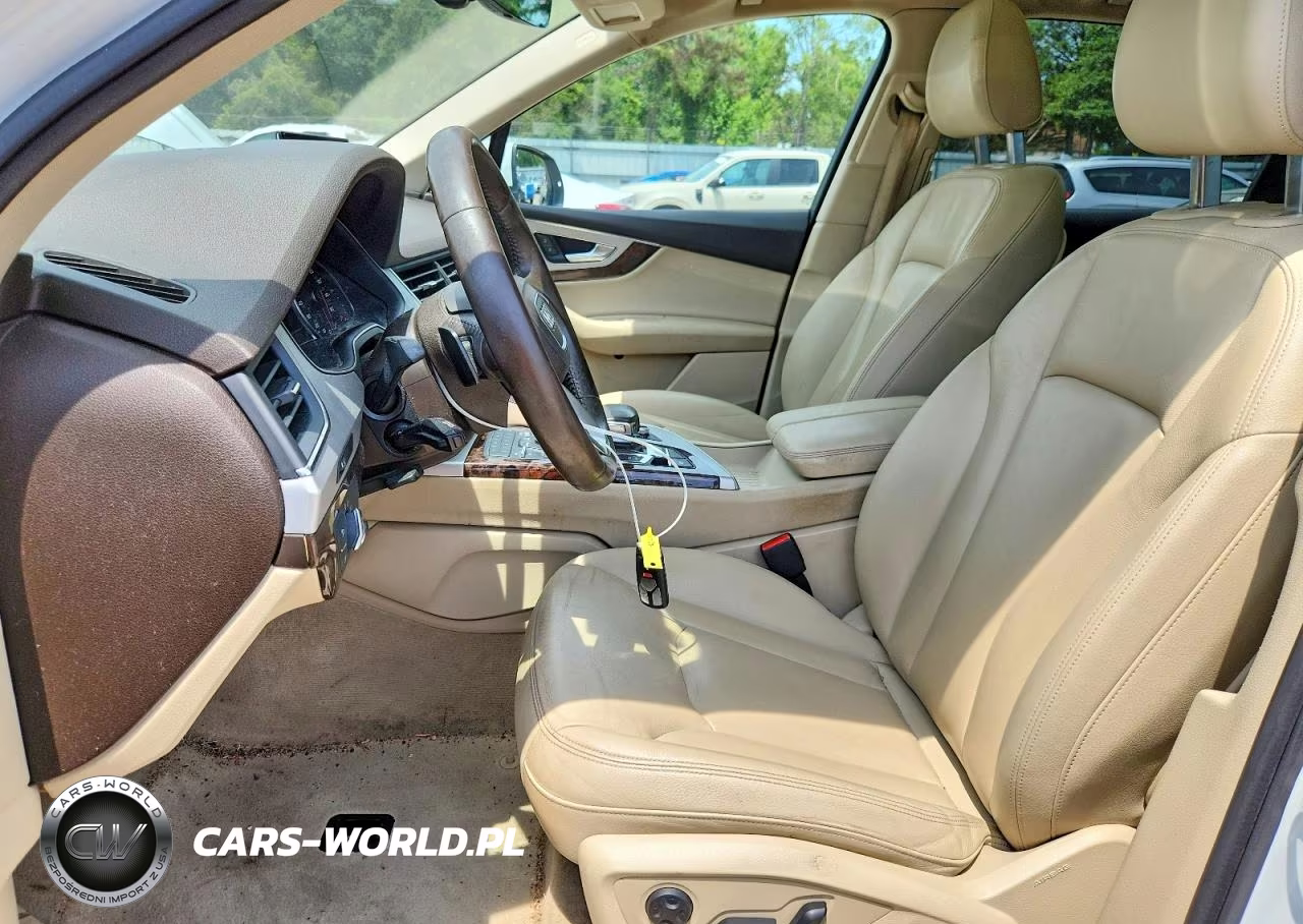 2018 Audi Q7 Premium VIN:WA1AHAF74JD009845 - 7