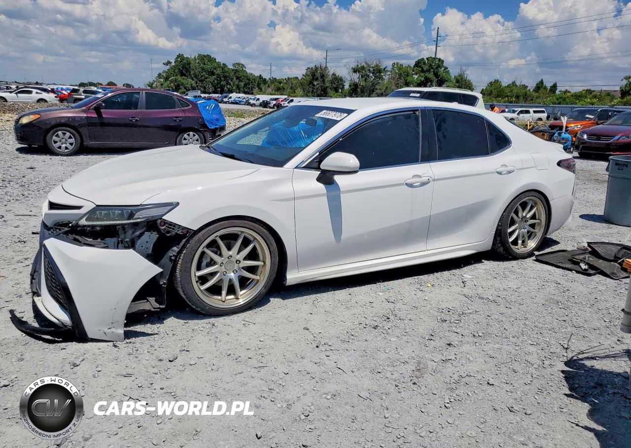 2021 Toyota Camry Se – zdjęcie 1 z 13