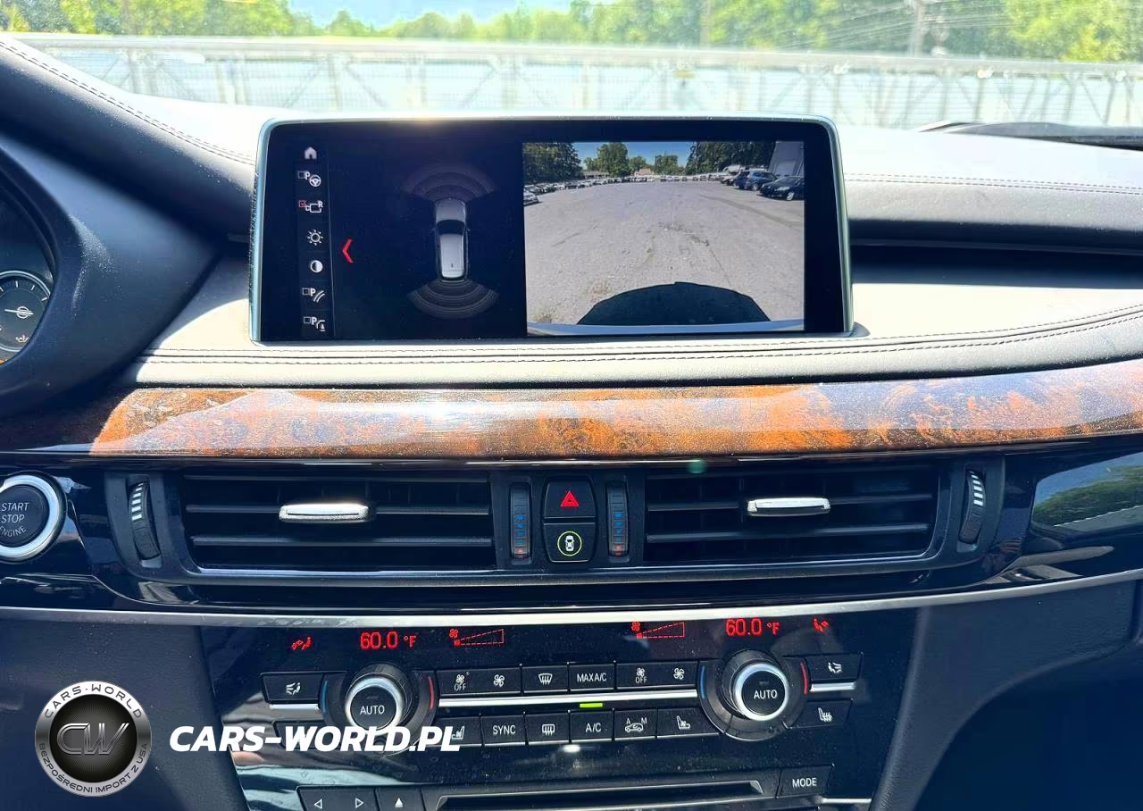 2018 BMW X5 xDrive50I VIN:5UXKR6C56J0U15090 - 11