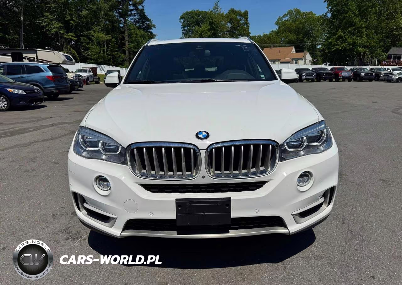 2018 BMW X5 xDrive50I VIN:5UXKR6C56J0U15090 - 5