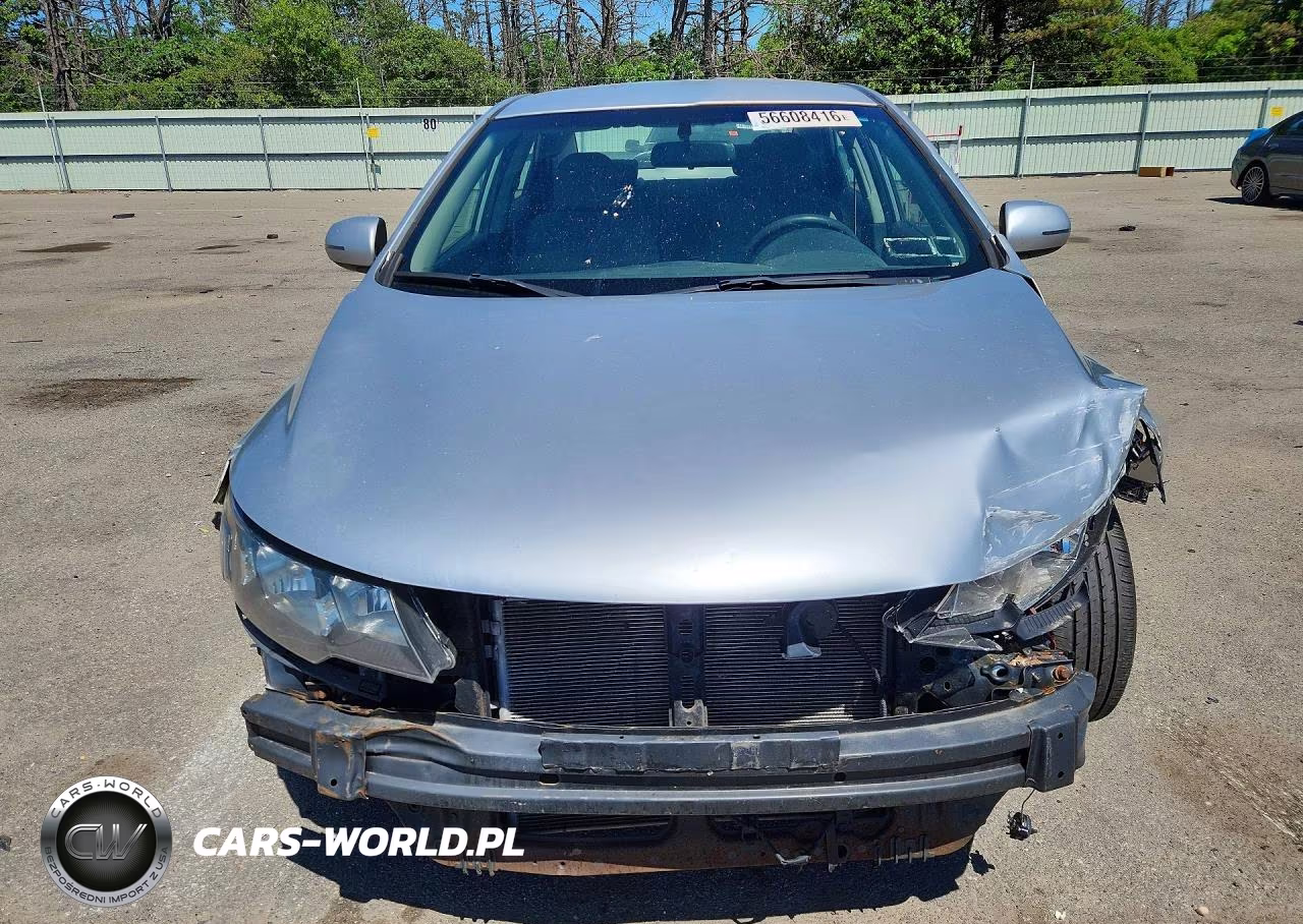 2012 Kia Forte VIN:KNAFU4A26C5494049 - 5