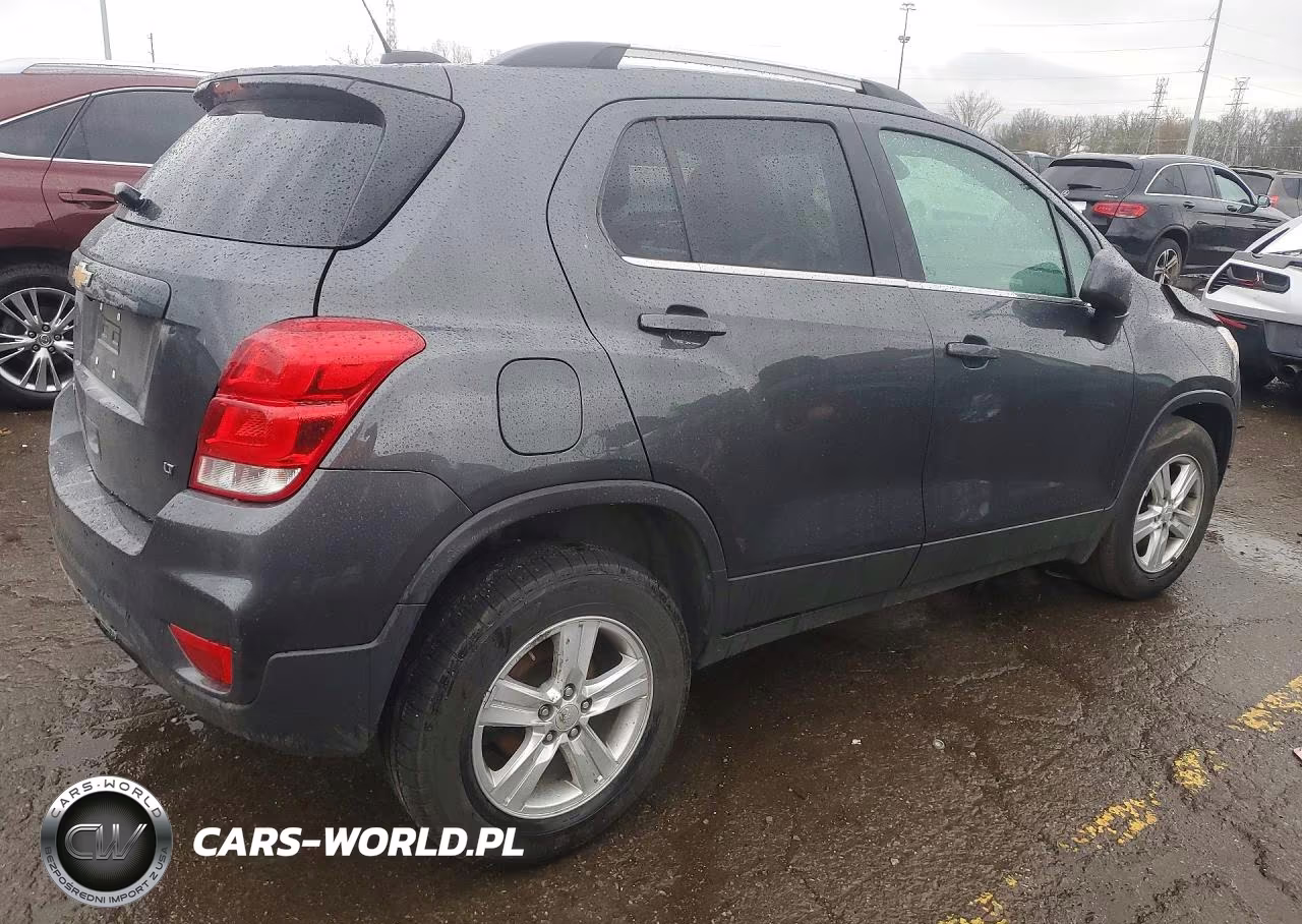 2019 Chevrolet Trax 1Lt VIN:3GNCJPSB9KL349317 - 3