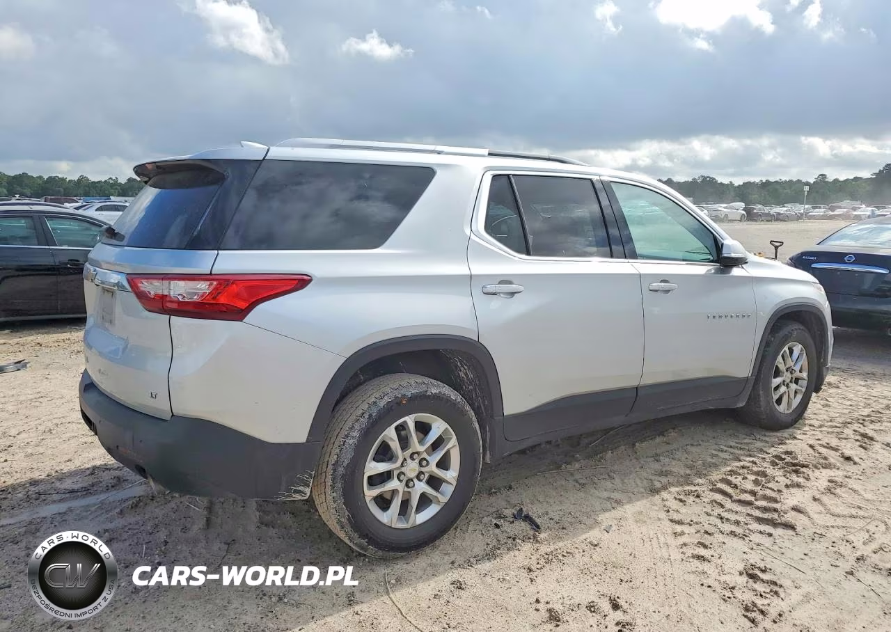 2018 Chevrolet Traverse Lt VIN:1GNERGKW1JJ225858 - 3
