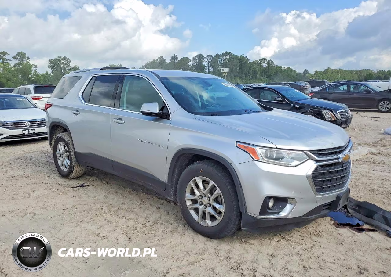 2018 Chevrolet Traverse Lt VIN:1GNERGKW1JJ225858 - 4