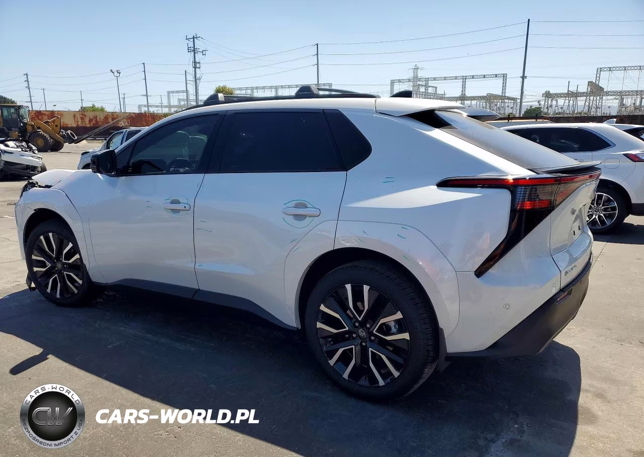 2026 Toyota Bz Limited VIN:JTMBDAFB5TA008122 - 2