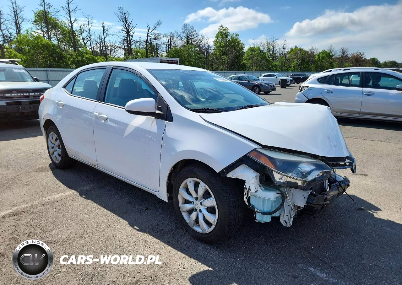2015 Toyota Corolla Le VIN:2T1BURHE6FC289594 - 4