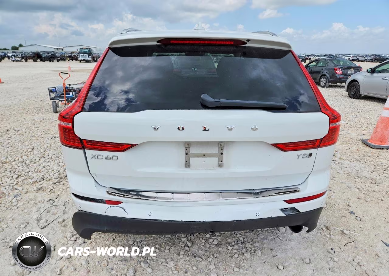 2018 Volvo Xc60 T5 Momentum VIN:YV4102RK2J1080916 - 6