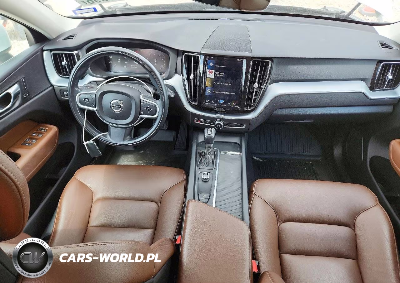 2018 Volvo Xc60 T5 Momentum VIN:YV4102RK2J1080916 - 8