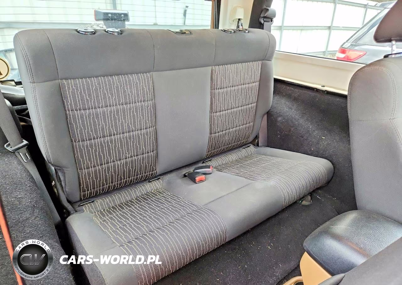 2012 Jeep Wrangler Sahara VIN:1C4AJWBG4CL220310 - 11