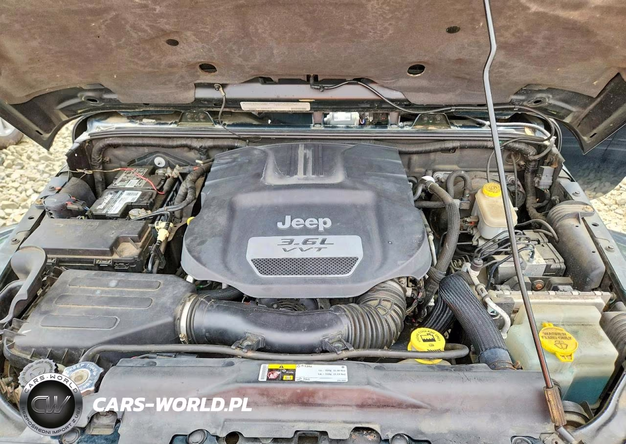 2012 Jeep Wrangler Sahara VIN:1C4AJWBG4CL220310 - 12