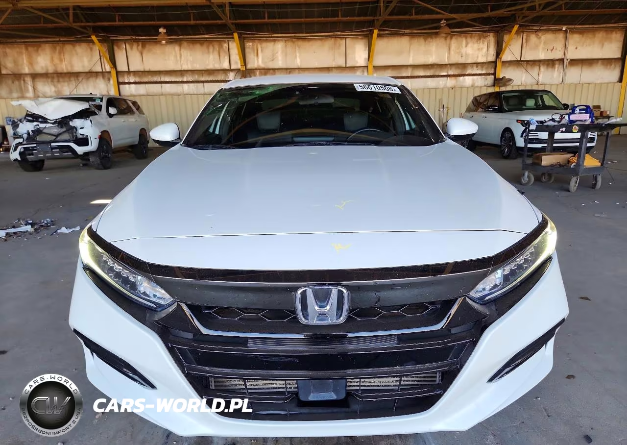 2018 Honda Accord Sport VIN:1HGCV1F32JA221327 - 5