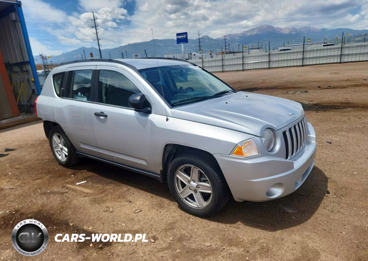 2007 Jeep Compass VIN:1J8FF47W07D204061 - 4