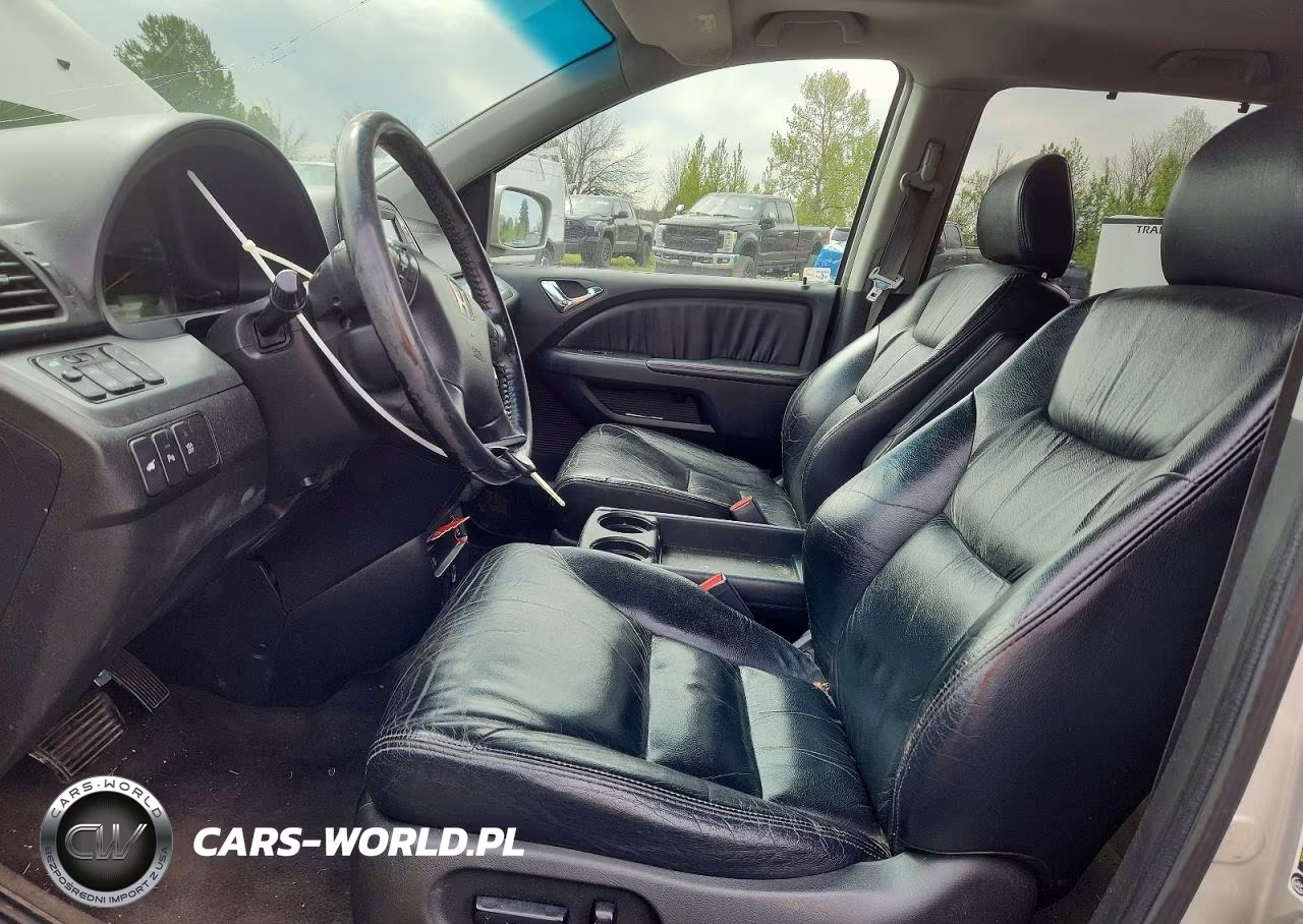 2007 Honda Odyssey Touring VIN:5FNRL38897B027493 - 7