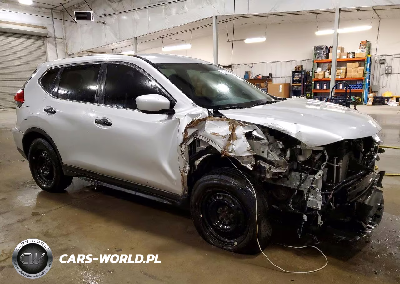 2017 Nissan Rogue S VIN:KNMAT2MV4HP582491 - 4